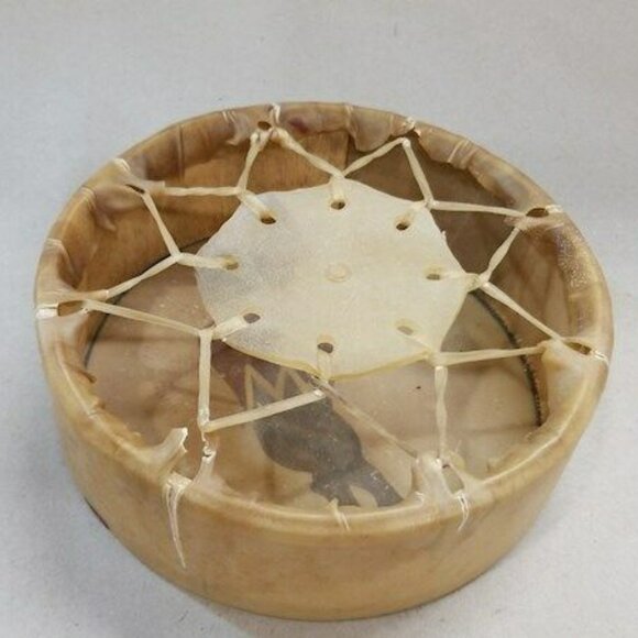 Handmade Amercian Indian single sided drum from 1977 in Great Condition. Signed - Picture 5 of 5